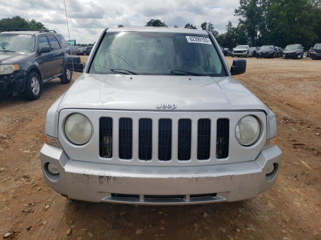 Photo 4 VIN: 1J4NT1GB4AD647046 - JEEP PATRIOT SP 