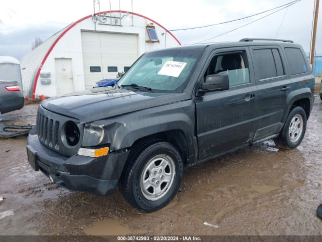 Photo 1 VIN: 1J4NT1GB4BD118696 - JEEP PATRIOT 