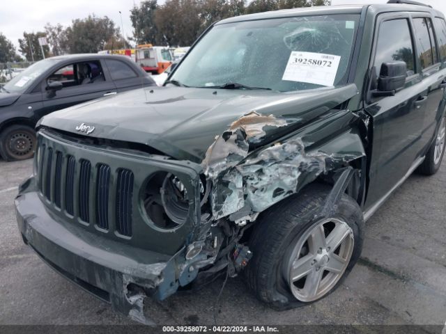 Photo 5 VIN: 1J4NT1GB5AD676667 - JEEP PATRIOT 