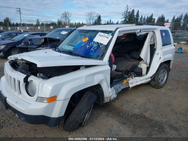 Photo 5 VIN: 1J4NT1GB5BD105844 - JEEP PATRIOT 