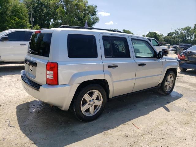 Photo 2 VIN: 1J4NT1GB6AD638154 - JEEP PATRIOT 