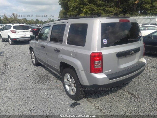 Photo 2 VIN: 1J4NT1GB6BD104475 - JEEP PATRIOT 