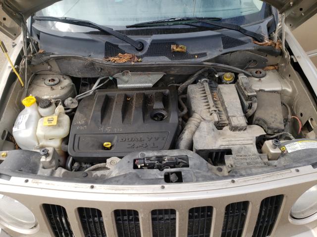 Photo 6 VIN: 1J4NT1GB7AD641032 - JEEP PATRIOT SP 