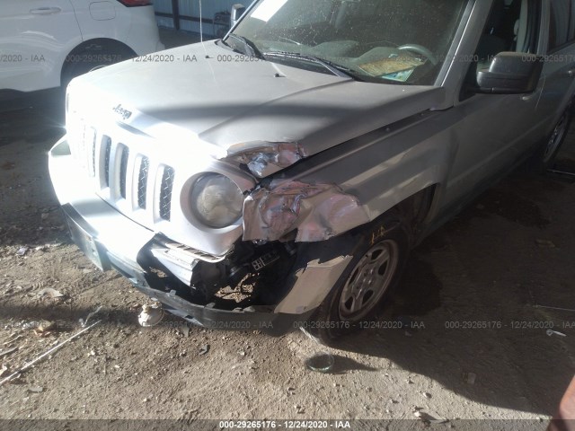 Photo 5 VIN: 1J4NT1GB7BD159677 - JEEP PATRIOT 