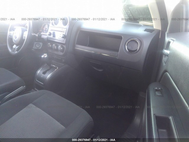 Photo 4 VIN: 1J4NT1GB7BD245359 - JEEP PATRIOT 