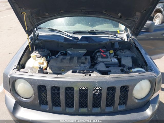 Photo 9 VIN: 1J4NT1GB8BD117101 - JEEP PATRIOT 