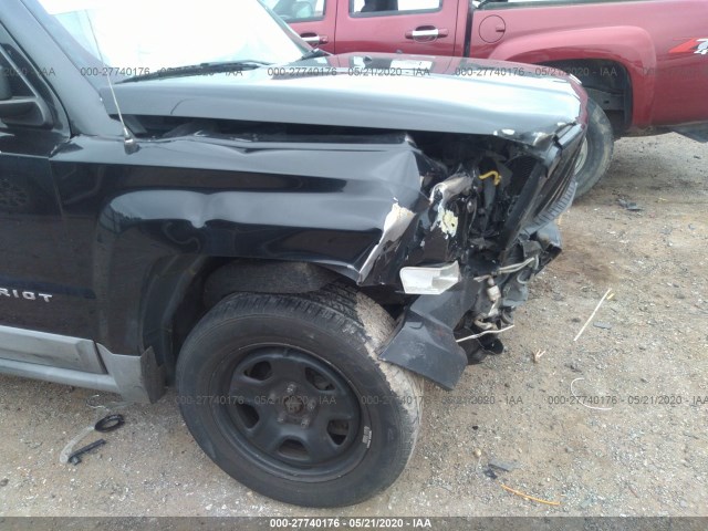 Photo 5 VIN: 1J4NT1GB8BD140832 - JEEP PATRIOT 