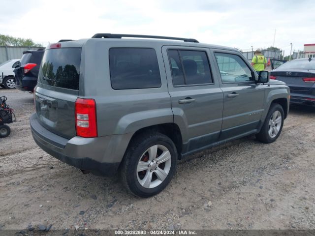 Photo 3 VIN: 1J4NT1GB9BD224254 - JEEP PATRIOT 