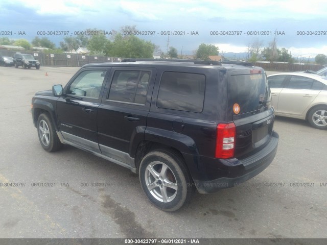 Photo 2 VIN: 1J4NT1GBXBD122879 - JEEP PATRIOT 