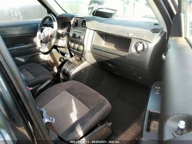 Photo 4 VIN: 1J4NT1GBXBD128245 - JEEP PATRIOT 