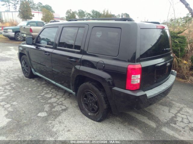 Photo 2 VIN: 1J4NT2GA0AD559768 - JEEP PATRIOT 