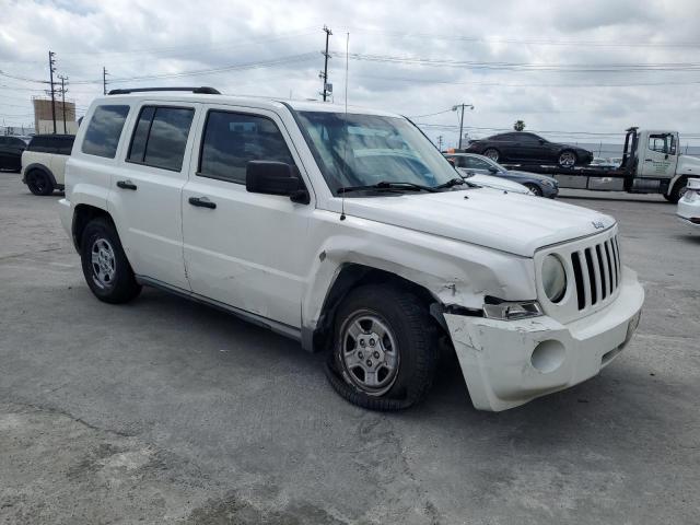 Photo 3 VIN: 1J4NT2GA2AD639749 - JEEP PATRIOT 