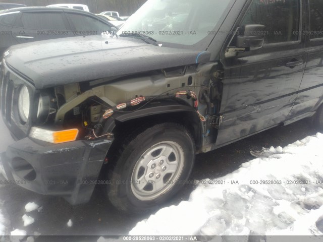 Photo 5 VIN: 1J4NT2GB0AD549542 - JEEP PATRIOT 