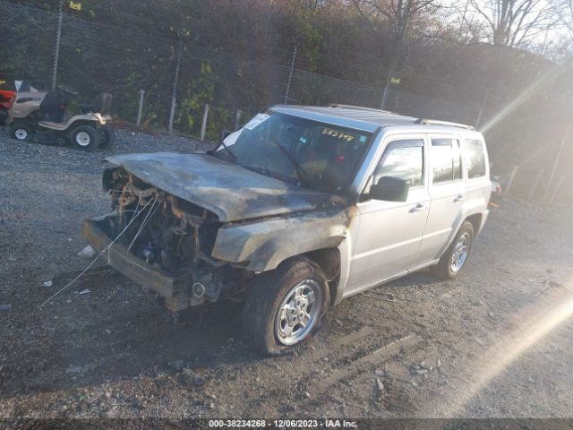 Photo 1 VIN: 1J4NT2GB0AD553798 - JEEP PATRIOT 