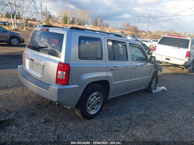 Photo 3 VIN: 1J4NT2GB0AD553798 - JEEP PATRIOT 