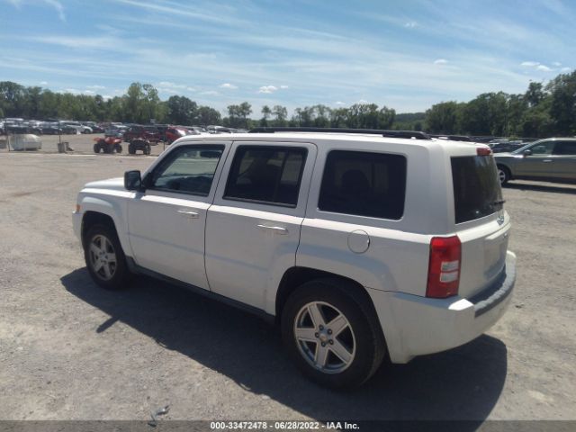 Photo 2 VIN: 1J4NT2GB0AD573775 - JEEP PATRIOT 