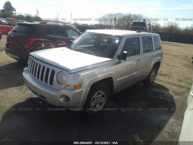 Photo 1 VIN: 1J4NT2GB0AD612106 - JEEP PATRIOT 