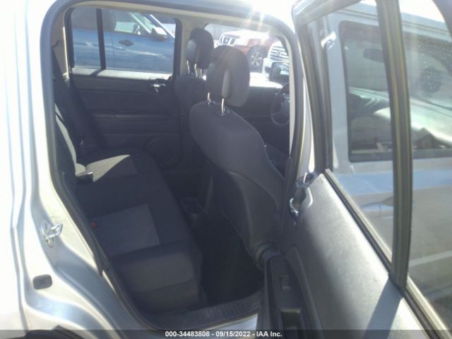 Photo 7 VIN: 1J4NT2GB0AD659524 - JEEP PATRIOT 