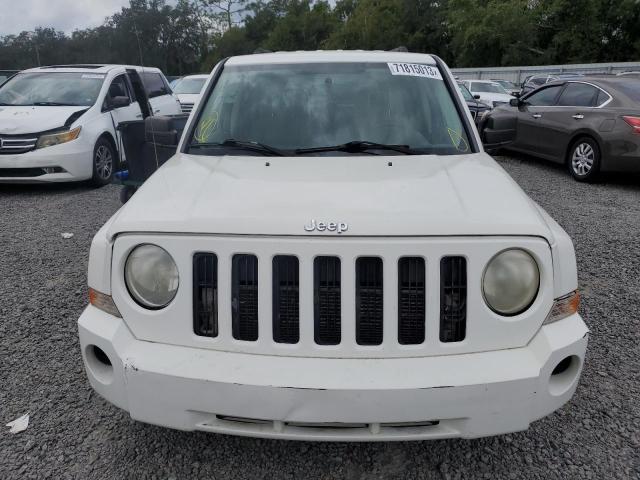 Photo 4 VIN: 1J4NT2GB1AD502732 - JEEP PATRIOT SP 