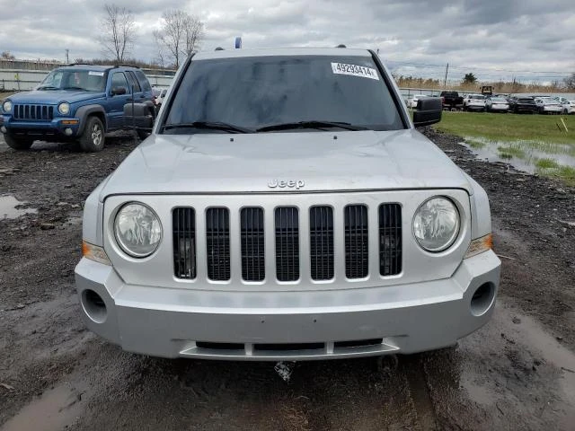 Photo 4 VIN: 1J4NT2GB4AD501428 - JEEP PATRIOT SP 