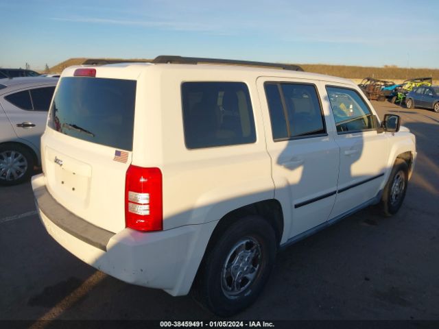 Photo 3 VIN: 1J4NT2GB5AD571214 - JEEP PATRIOT 