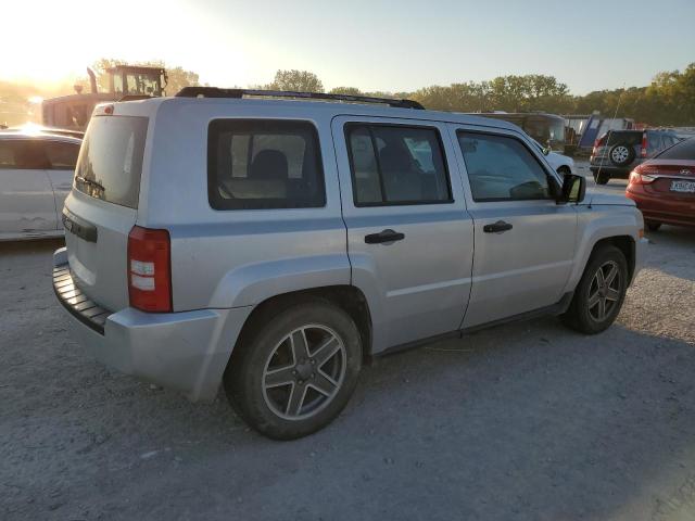 Photo 2 VIN: 1J4NT2GB6AD504086 - JEEP PATRIOT SP 