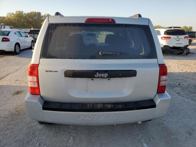 Photo 5 VIN: 1J4NT2GB6AD504086 - JEEP PATRIOT SP 