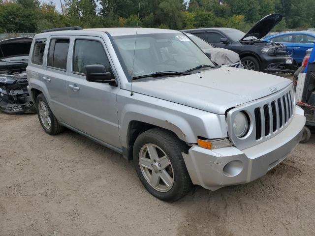 Photo 3 VIN: 1J4NT2GB7AD573756 - JEEP PATRIOT SP 