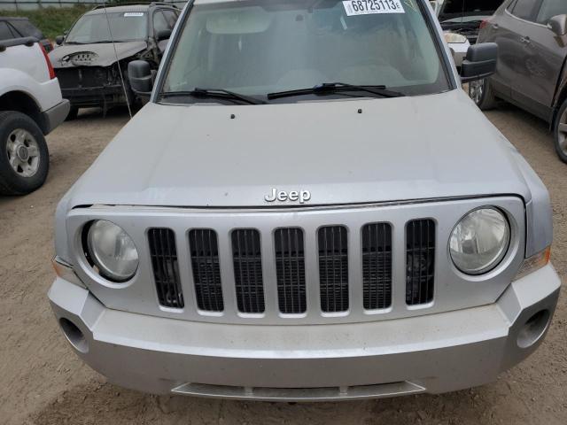 Photo 4 VIN: 1J4NT2GB7AD573756 - JEEP PATRIOT SP 