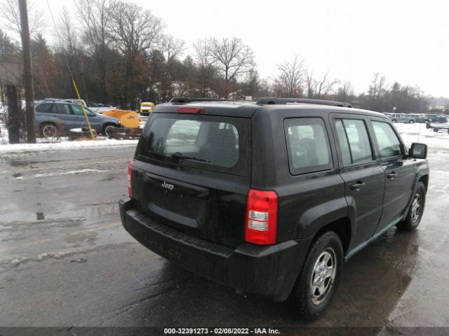 Photo 3 VIN: 1J4NT2GB8AD528910 - JEEP PATRIOT 