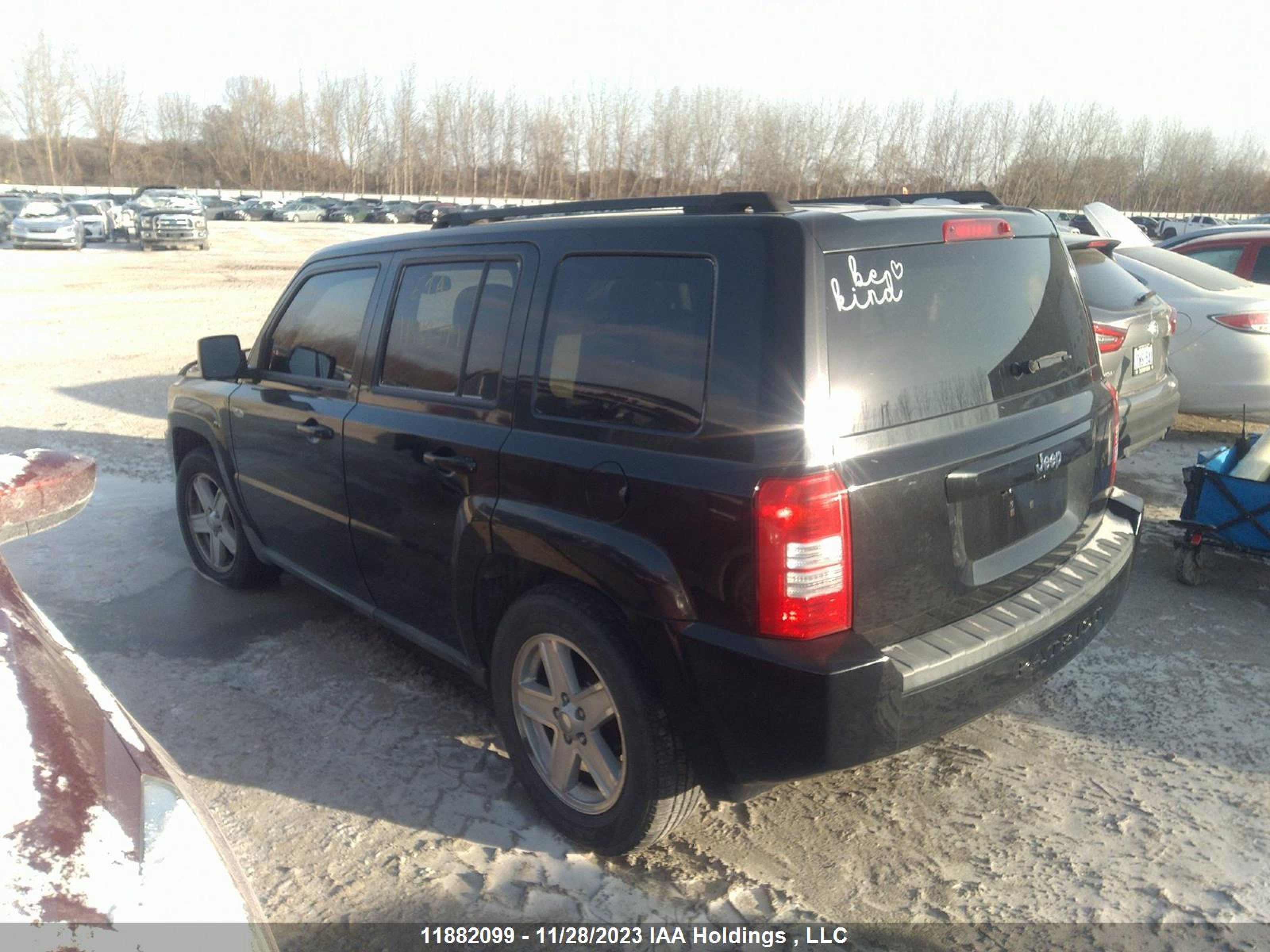 Photo 2 VIN: 1J4NT2GB8AD609051 - JEEP LIBERTY (PATRIOT) 