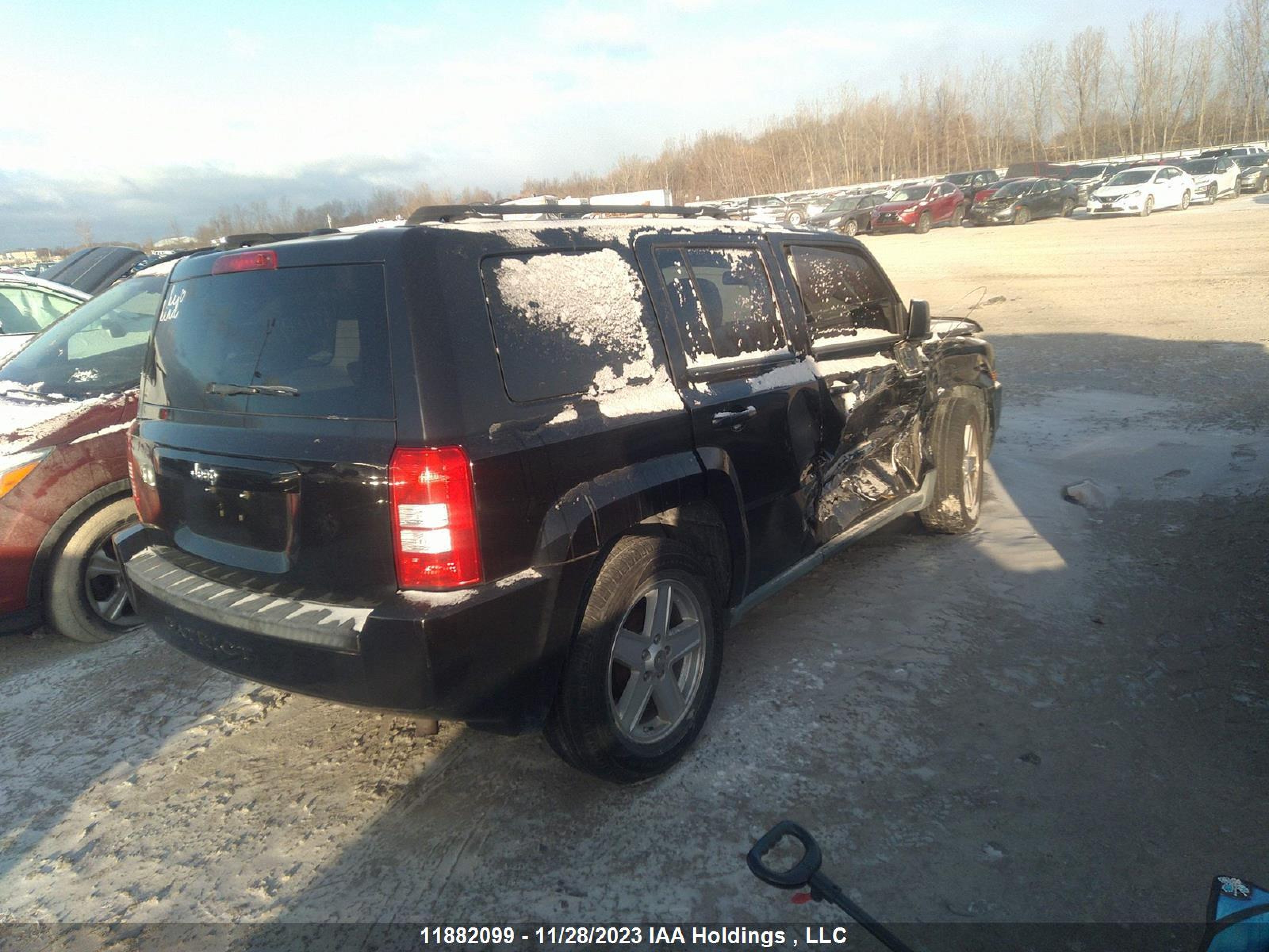 Photo 3 VIN: 1J4NT2GB8AD609051 - JEEP LIBERTY (PATRIOT) 