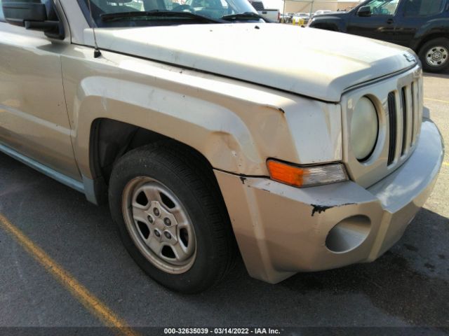 Photo 5 VIN: 1J4NT2GBXAD536880 - JEEP PATRIOT 