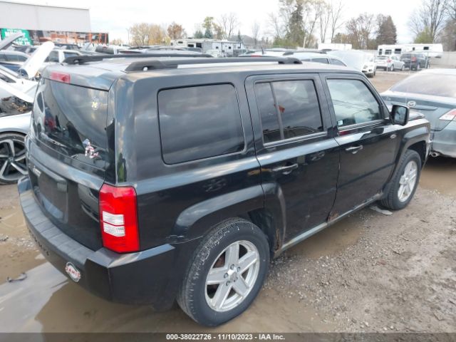 Photo 3 VIN: 1J4NT2GBXAD551413 - JEEP PATRIOT 