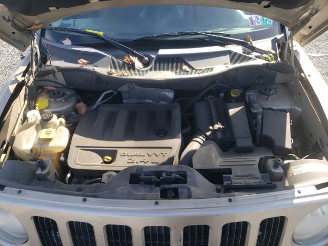 Photo 6 VIN: 1J4NT2GBXAD560421 - JEEP PATRIOT SP 