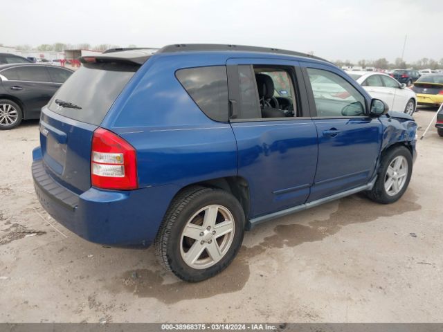 Photo 3 VIN: 1J4NT4FA2AD504803 - JEEP COMPASS 