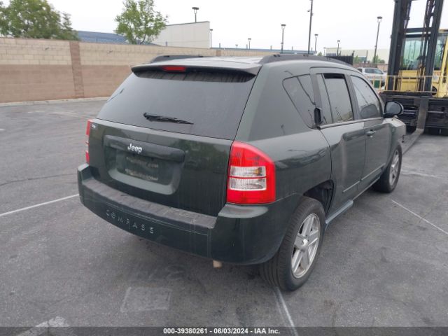 Photo 3 VIN: 1J4NT4FA3AD659263 - JEEP COMPASS 