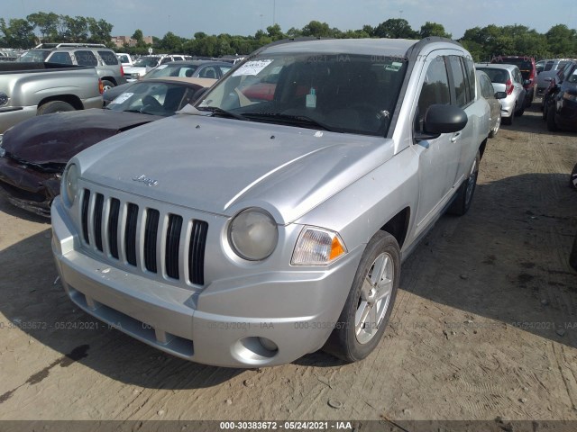 Photo 5 VIN: 1J4NT4FA5AD506271 - JEEP COMPASS 