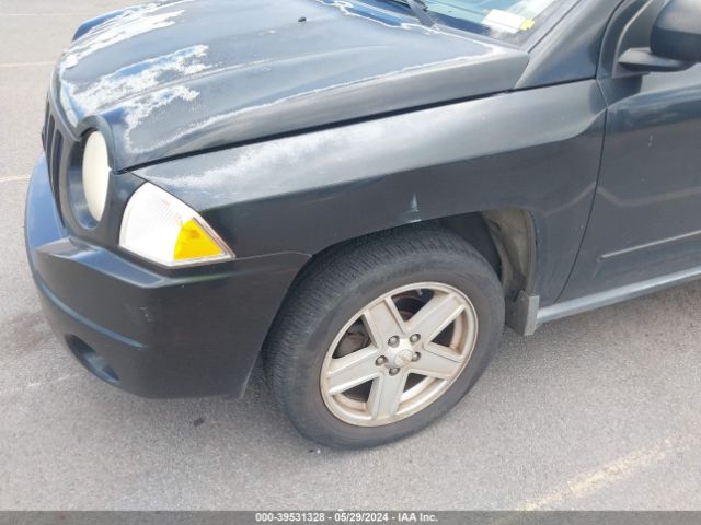 Photo 5 VIN: 1J4NT4FA5AD506948 - JEEP COMPASS 