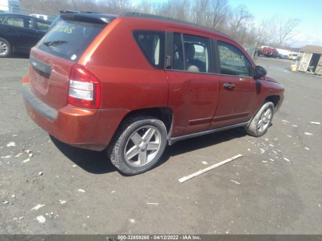 Photo 3 VIN: 1J4NT4FA6AD503170 - JEEP COMPASS 