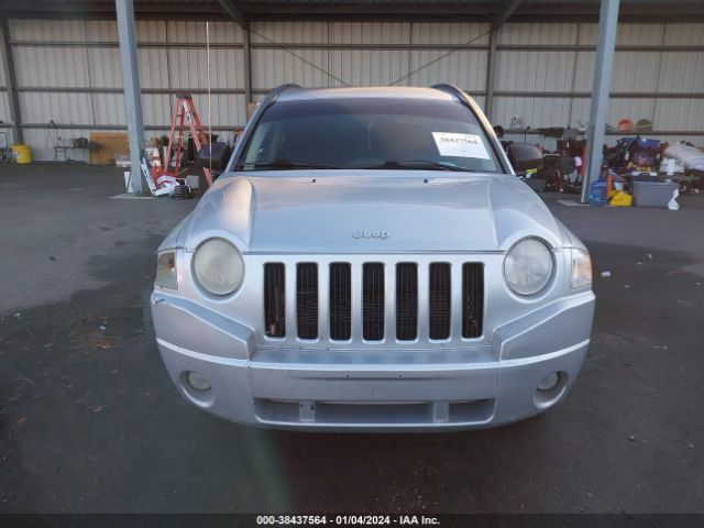 Photo 5 VIN: 1J4NT4FB0AD591674 - JEEP COMPASS 