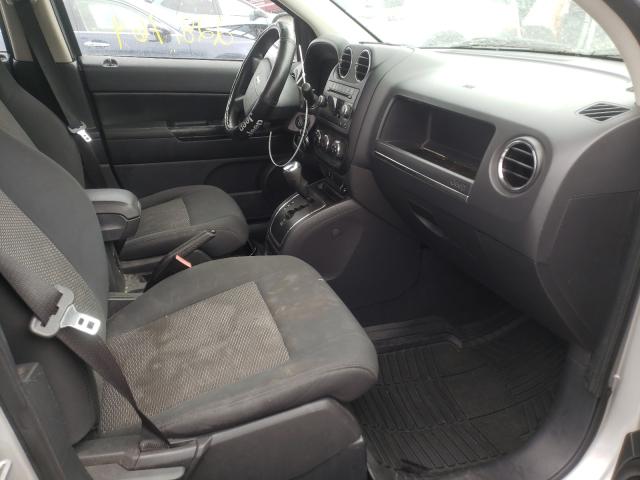 Photo 4 VIN: 1J4NT4FB5AD631800 - JEEP COMPASS SP 