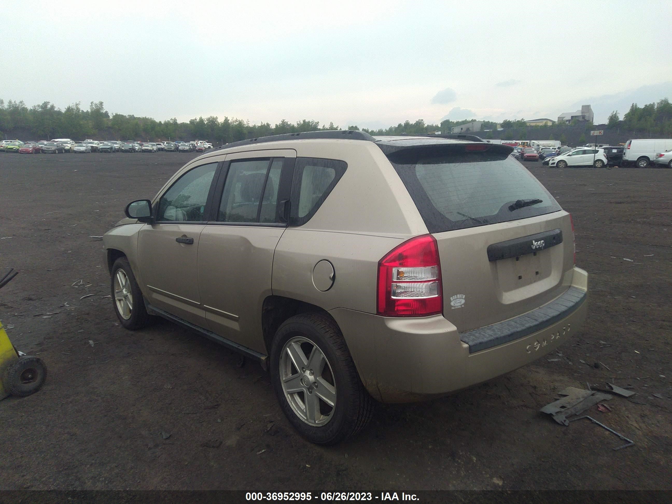 Photo 2 VIN: 1J4NT4FB9AD515970 - JEEP COMPASS 