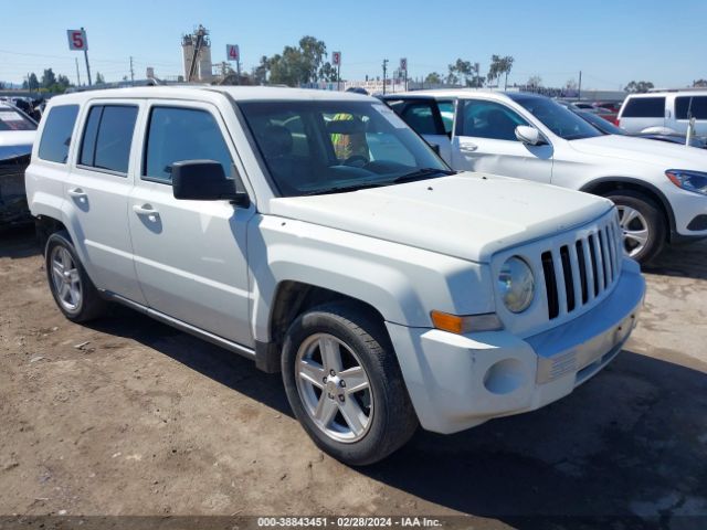 Photo 0 VIN: 1J4NT4GB0AD615146 - JEEP PATRIOT 