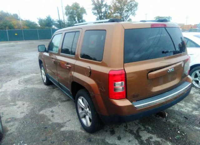 Photo 2 VIN: 1J4NT4GB9BD167328 - JEEP PATRIOT 