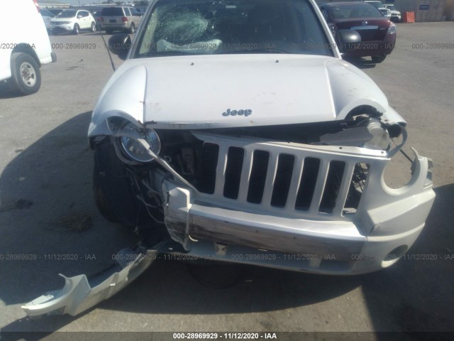 Photo 5 VIN: 1J4NT5FB6AD538032 - JEEP COMPASS 