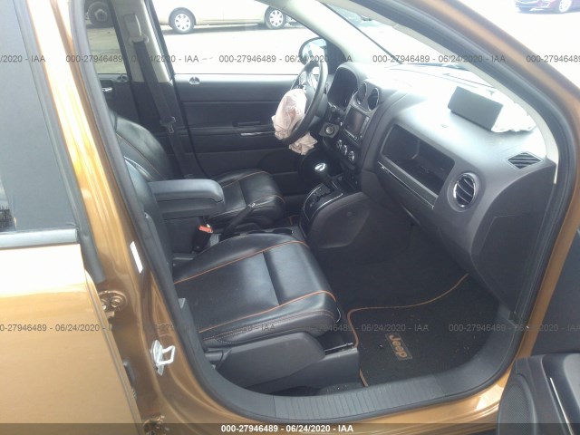 Photo 4 VIN: 1J4NT5FBXBD203096 - JEEP COMPASS 