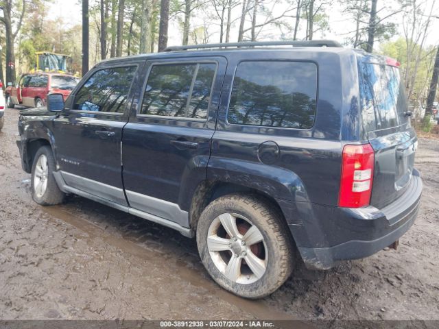 Photo 2 VIN: 1J4NTIGA3BD146982 - JEEP PATRIOT 