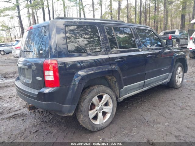 Photo 3 VIN: 1J4NTIGA3BD146982 - JEEP PATRIOT 