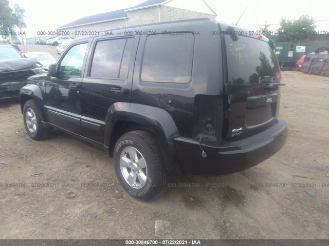 Photo 2 VIN: 1J4PN2GK0BW515402 - JEEP LIBERTY 